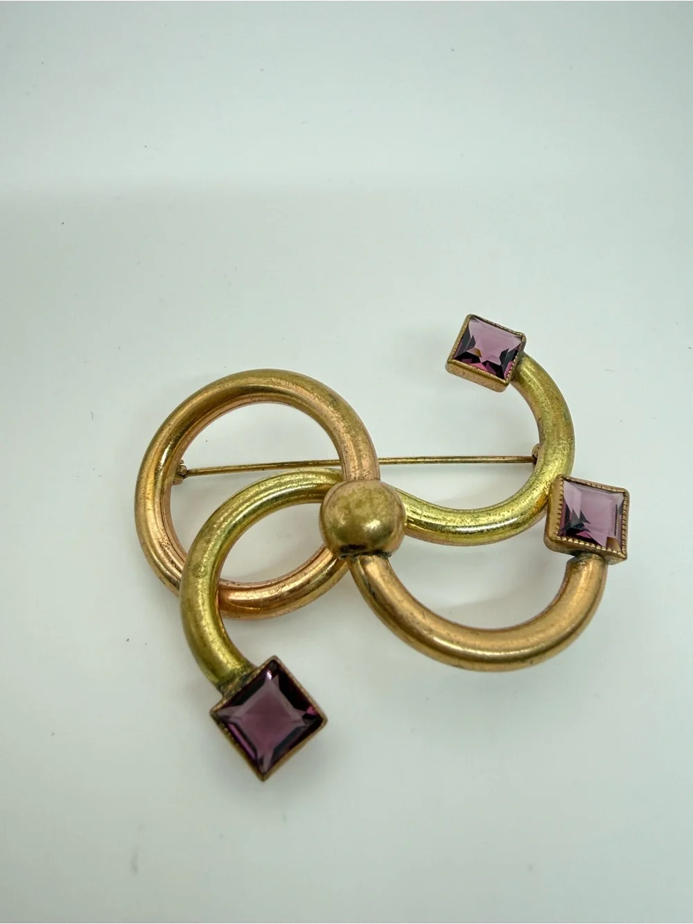 Trifari Gold Tone Interlocking Circle Brooch Amethyst Rhinestone Vintage